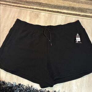 Avia Ottoman Lounge Short